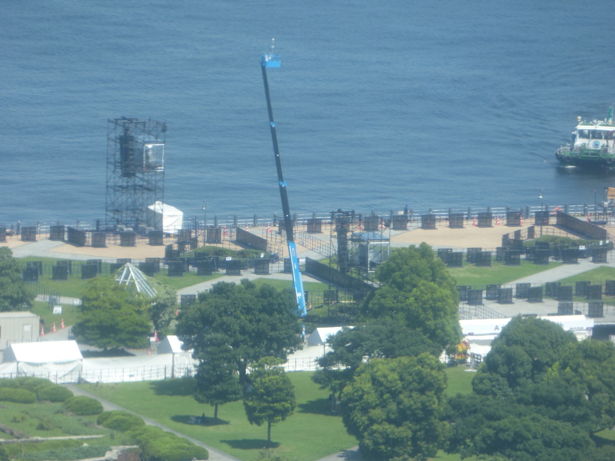 横浜　赤レンガ倉庫広場